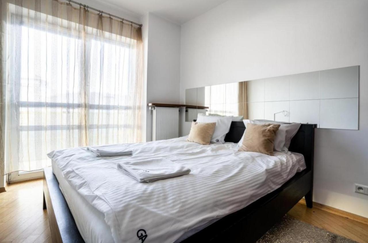 Golden Apartments Warsaw - Big And Bright Apartment In Platinum Towers- Browary- Grzyb61A Exterior photo